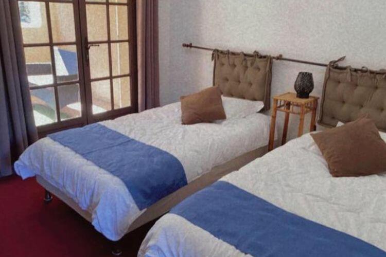 Chambre cosy pour 2 pers. – Human Hotel Restaurant à Villecroze-les-Grottes