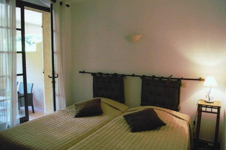 Chambre à lits jumeaux  climatisée – Human Hotel Restaurant proche Gorges du Verdon