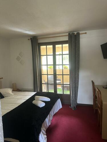 Chambre double côté jardin – Human Hotel Restaurant proche Verdon